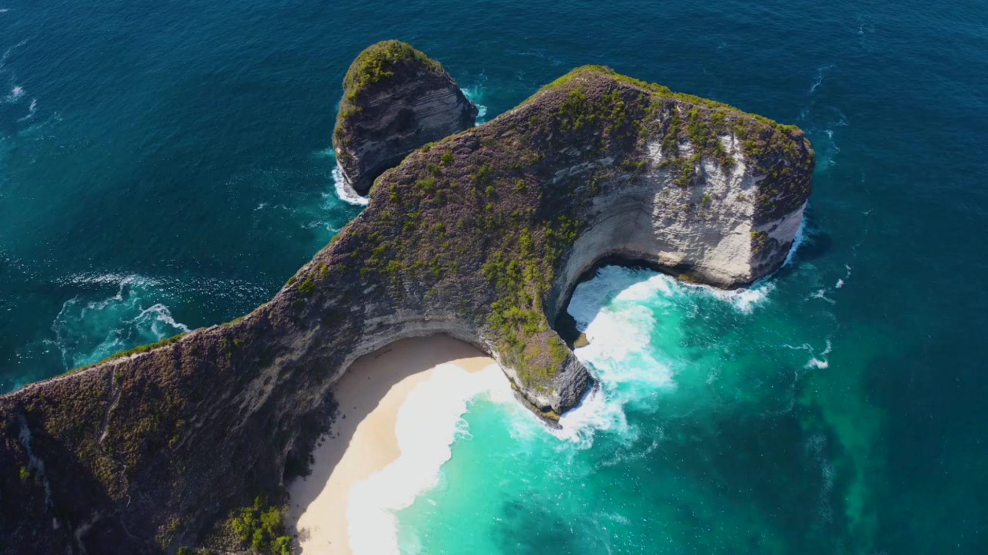 image kelingking beach